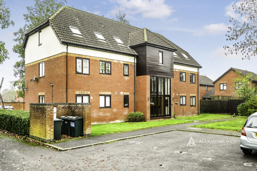 Main image of property: Heron Drive, Bicester, Oxfordshire, OX26