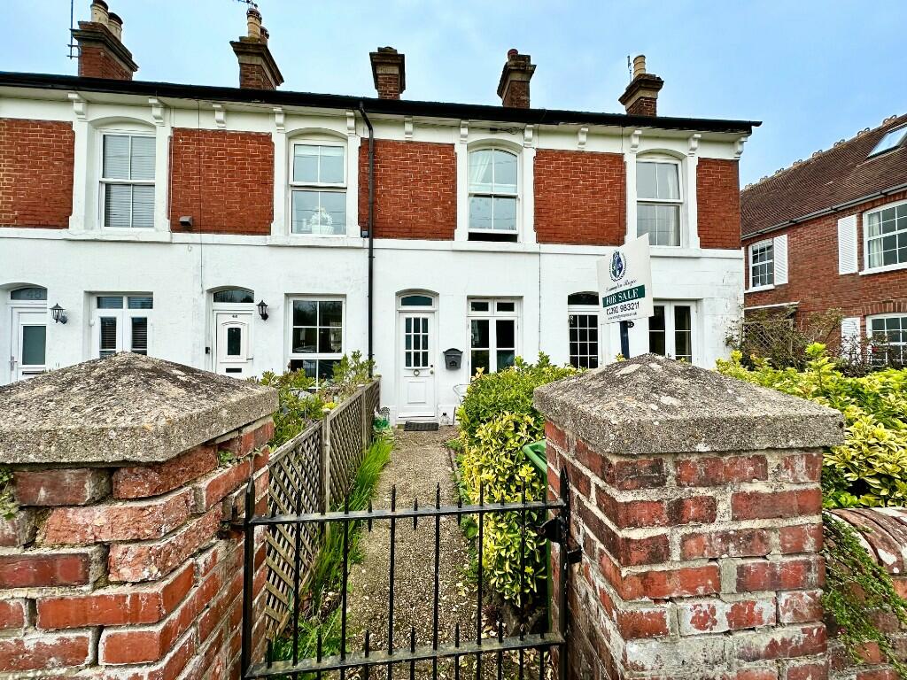 2 bedroom cottage for sale in The Green, Rowland's Castle, Hampshire, PO9