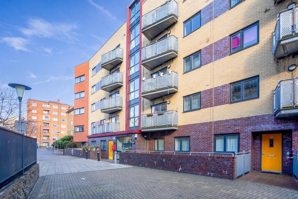 Main image of property: Murray Grove, Hoxton