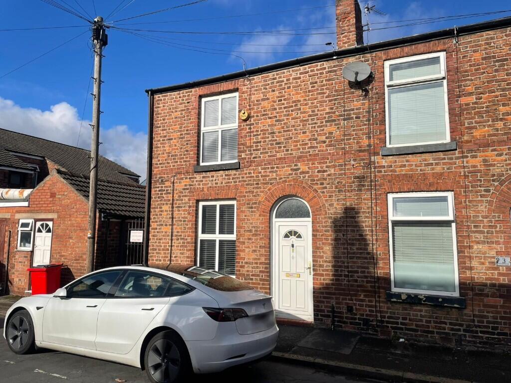 Main image of property: Derby Road, Sale, Greater Manchester, M33