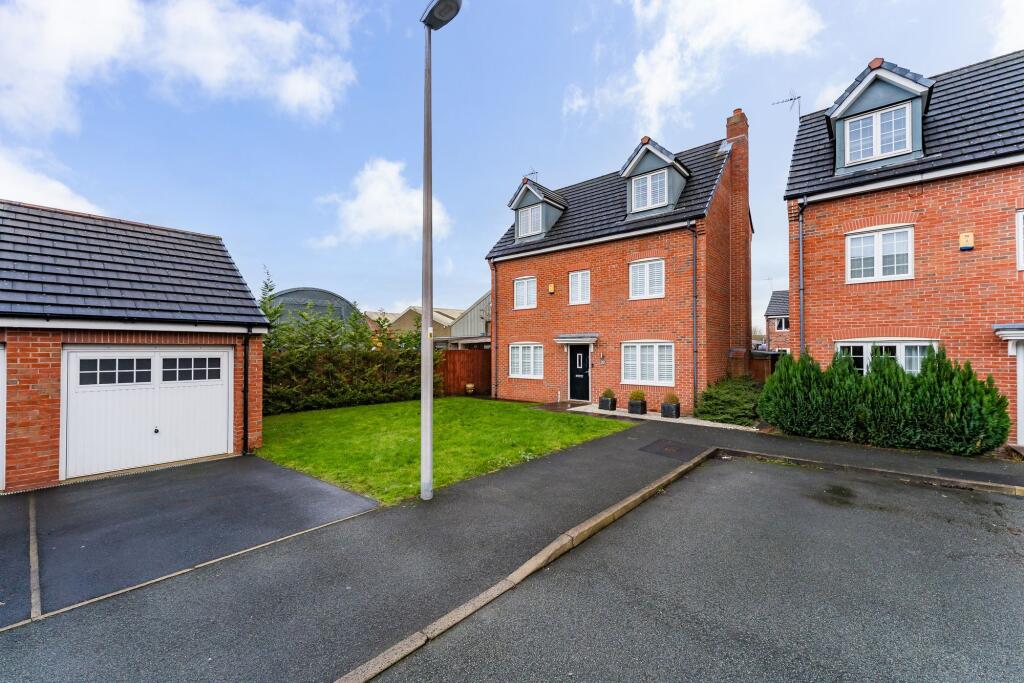 Main image of property: Langley Beck, Widnes, WA8