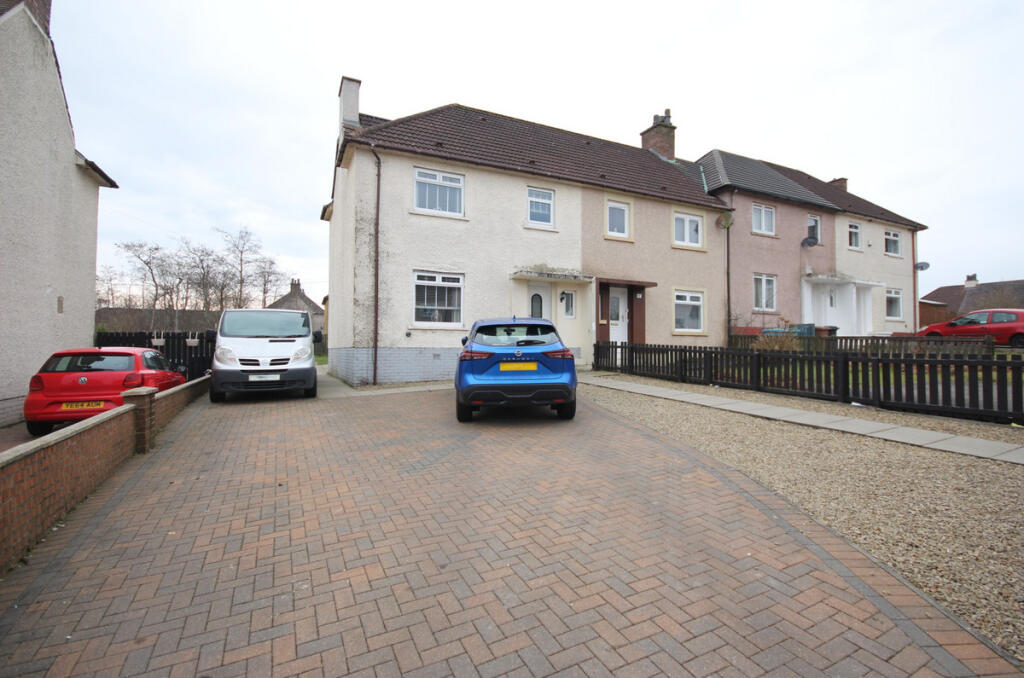 3 bedroom end of terrace house