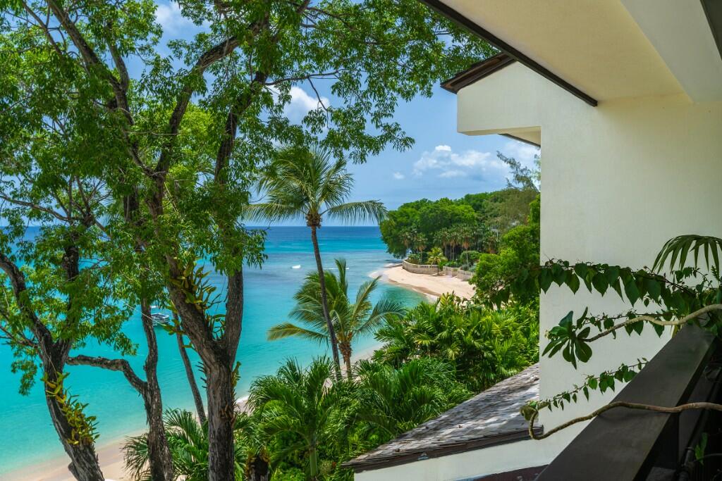 Main image of property: Paynes Bay, St James