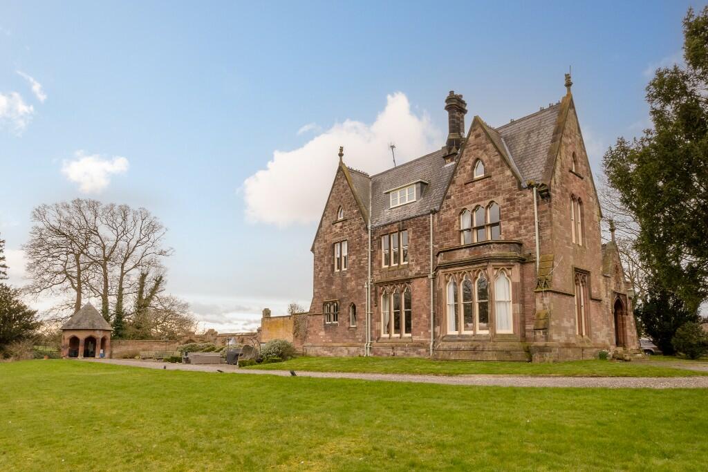 8 bedroom detached house for sale in Thornton Hough Manor House , CH63