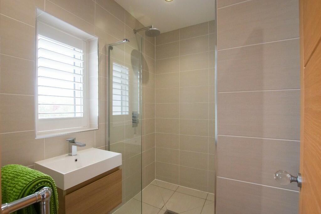 Additional property image - Links Hey Road, CH48
