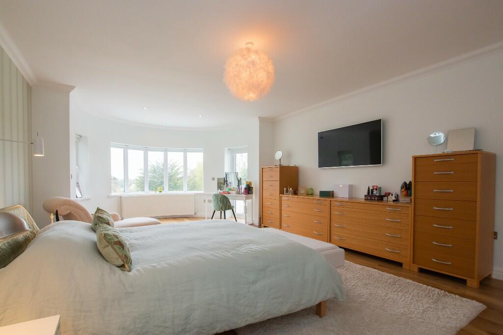 Additional property image - Links Hey Road, CH48