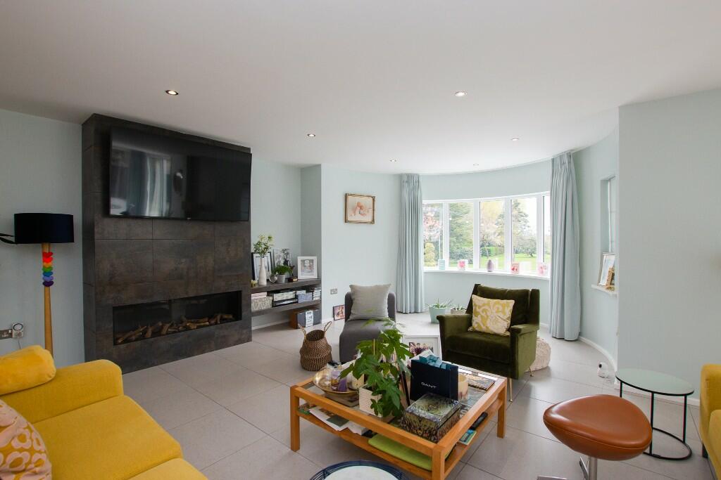 Additional property image - Links Hey Road, CH48