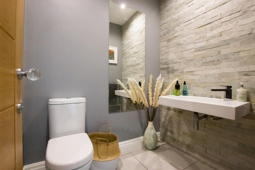 Additional property image - Links Hey Road, CH48