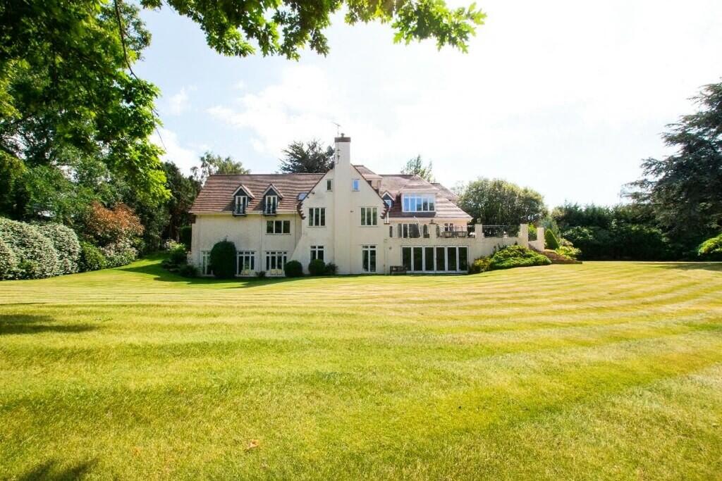 Main image of property: Thorsway, CH48
