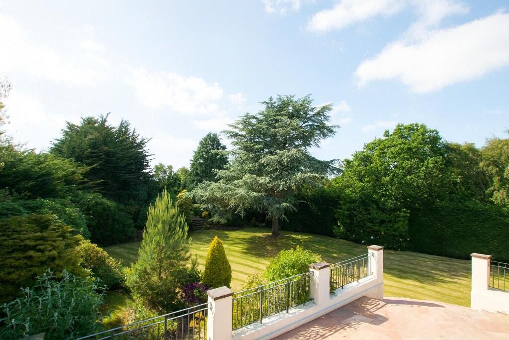 Main image of property: Thorsway, CH48