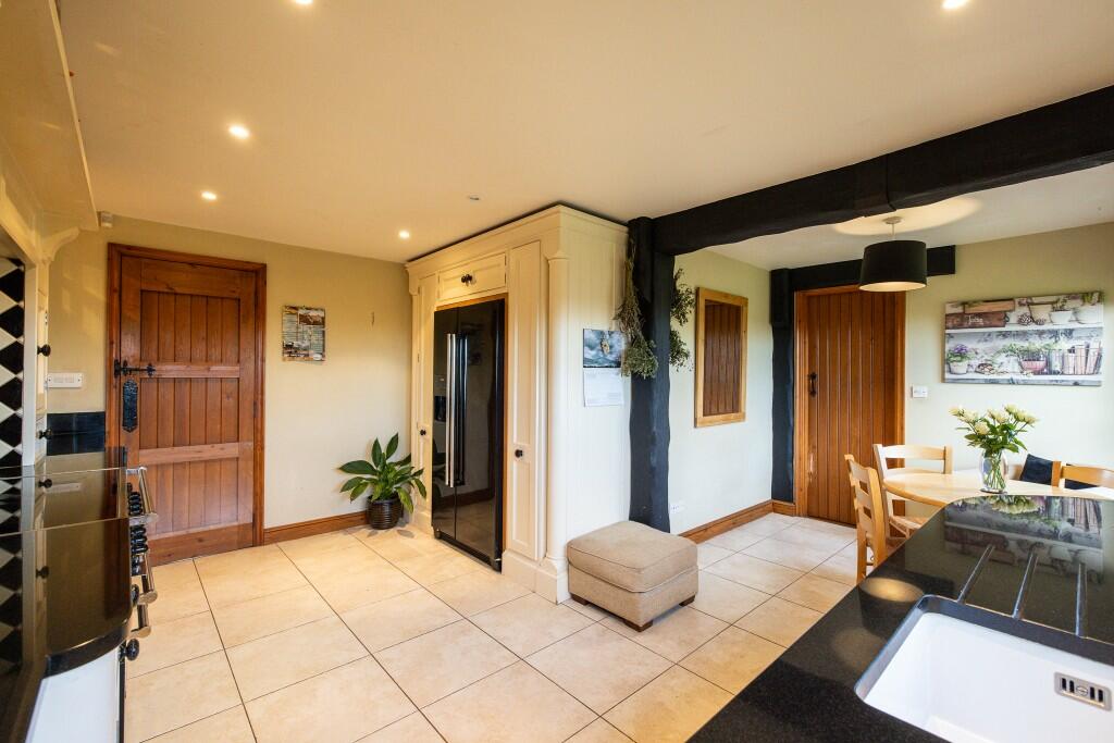 Additional property image - Dunstan Lane, CH64
