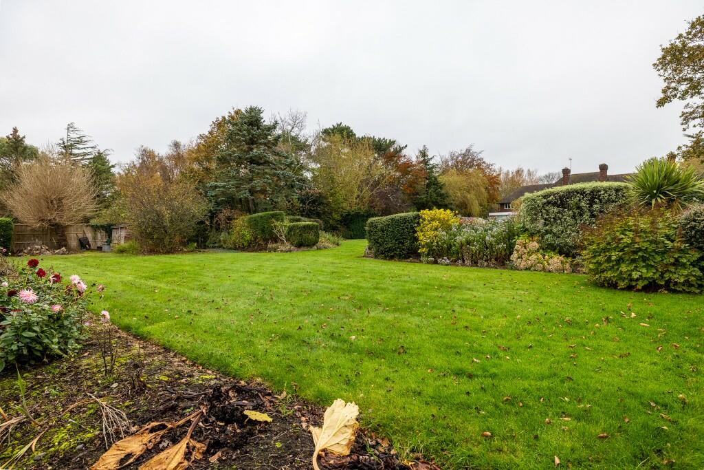 Additional property image - Links Hey Road, CH48