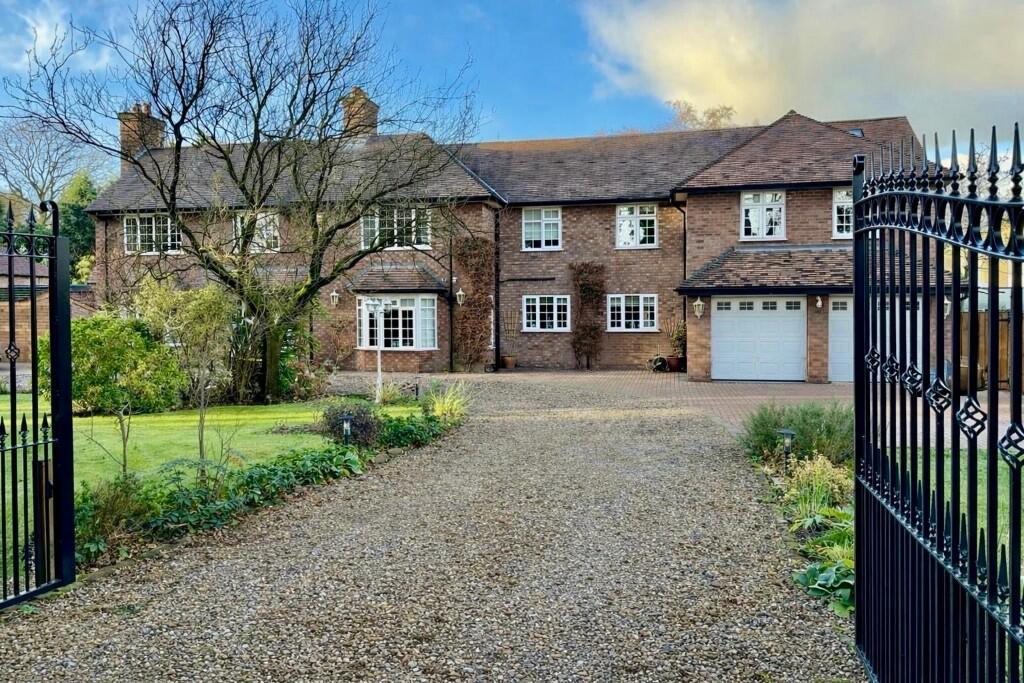 Main image of property: Quarry Road East, Heswall CH61