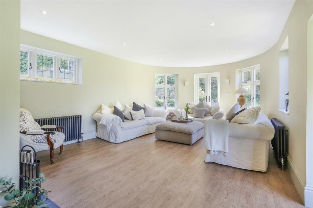 Additional property image - Hazelwood Lane, Chipstead