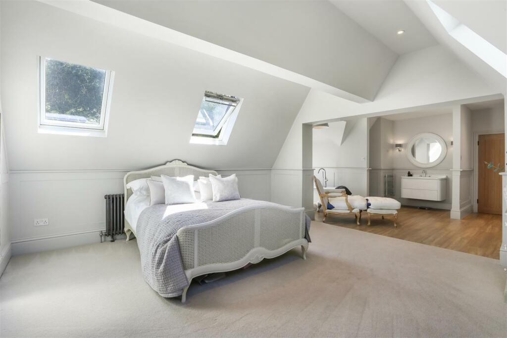 Additional property image - Hazelwood Lane, Chipstead