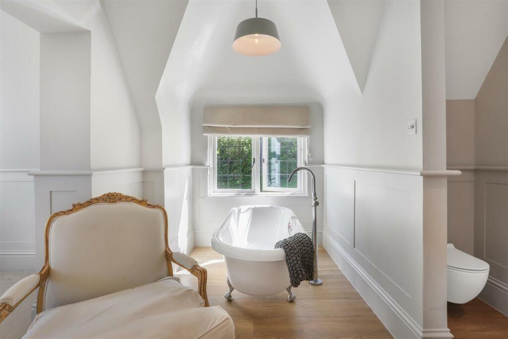 Additional property image - Hazelwood Lane, Chipstead