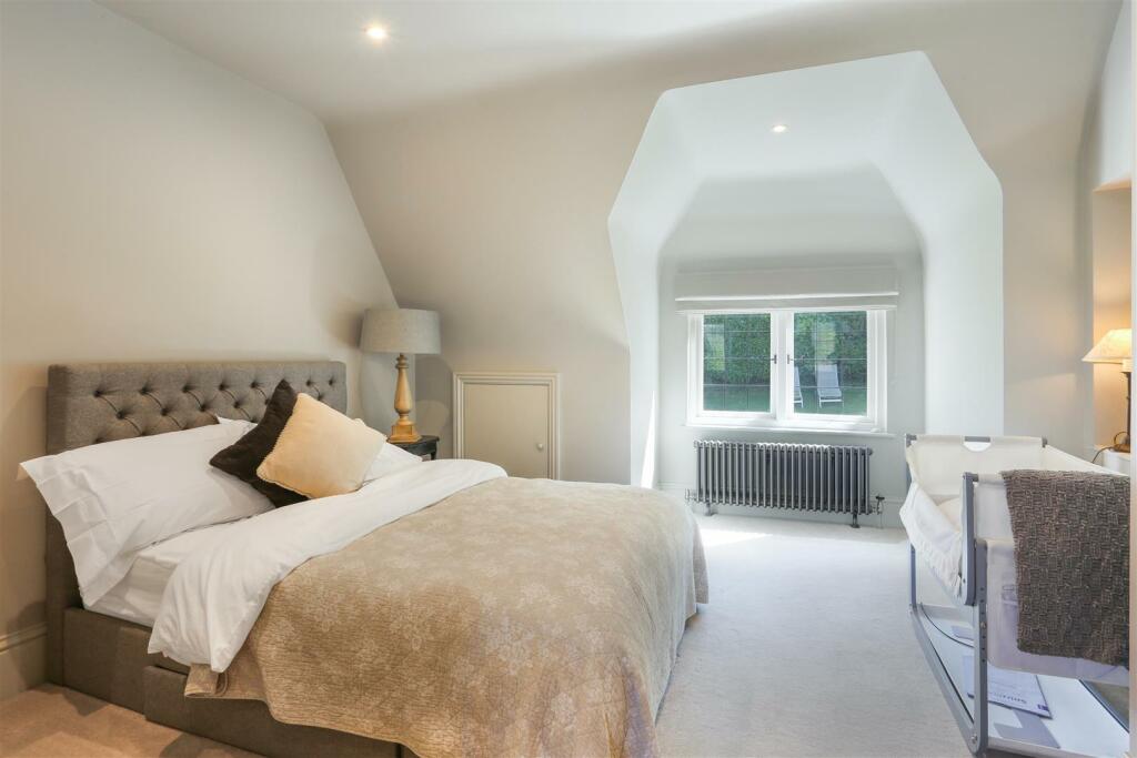 Additional property image - Hazelwood Lane, Chipstead