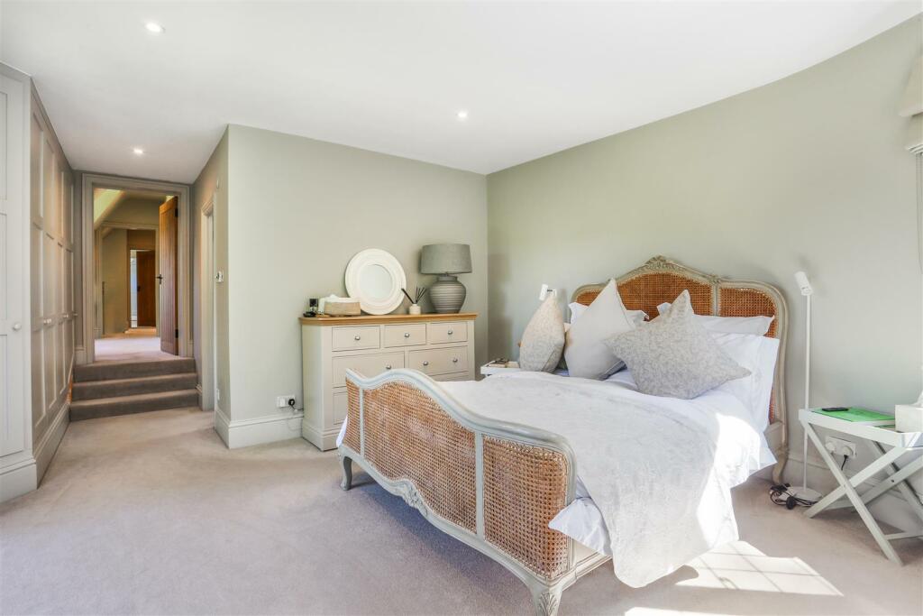 Additional property image - Hazelwood Lane, Chipstead
