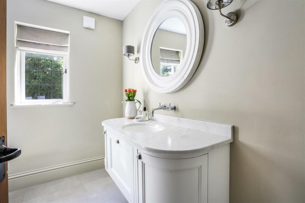 Additional property image - Hazelwood Lane, Chipstead