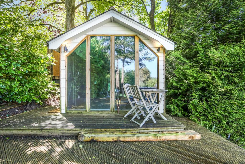 Additional property image - Hazelwood Lane, Chipstead