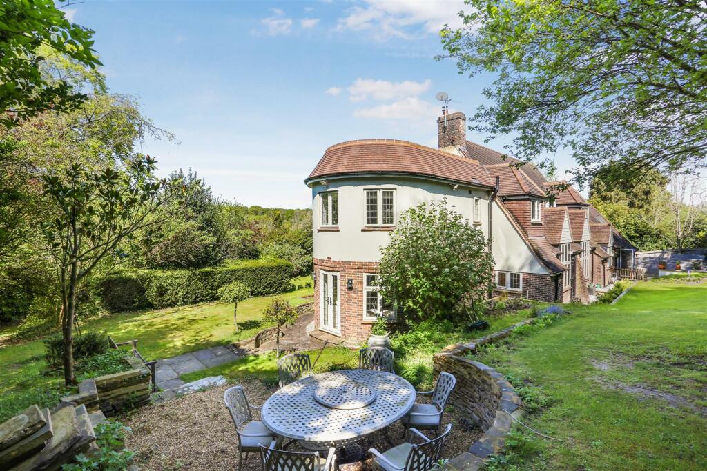 Additional property image - Hazelwood Lane, Chipstead