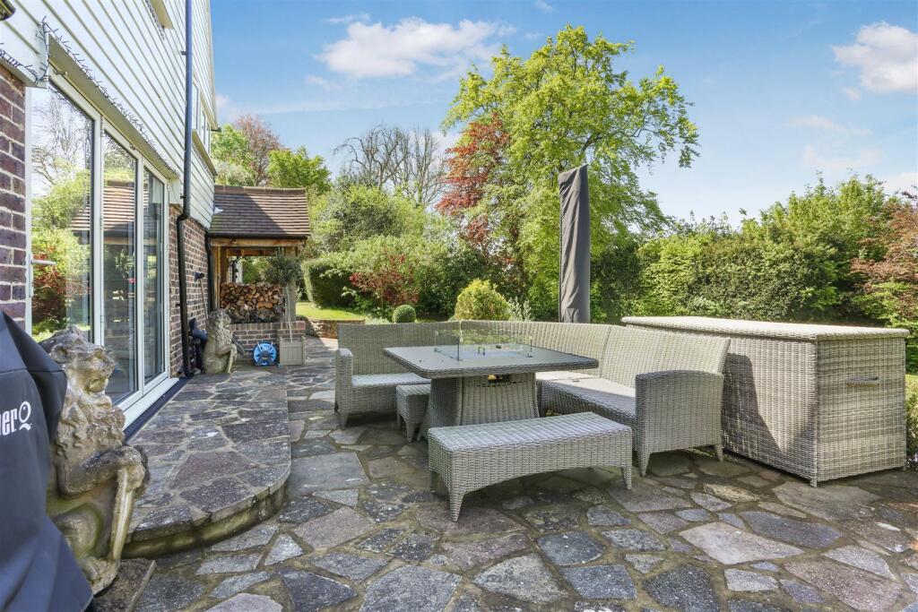 Additional property image - Hazelwood Lane, Chipstead