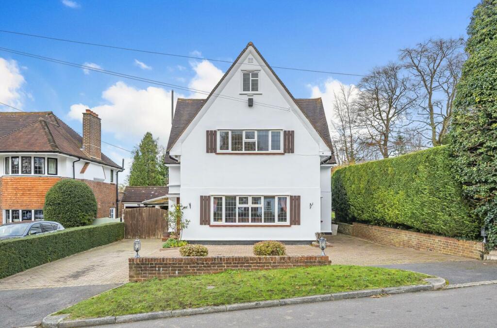 Additional property image - Stagbury Close, Chipstead