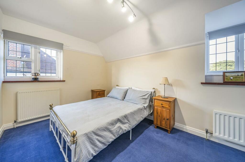Additional property image - Stagbury Close, Chipstead