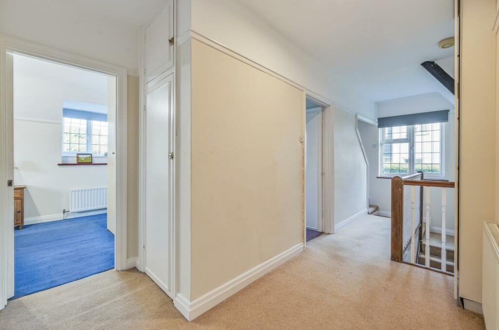 Additional property image - Stagbury Close, Chipstead