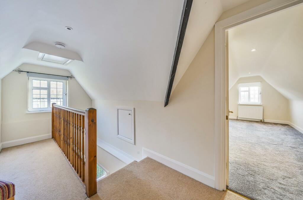 Additional property image - Stagbury Close, Chipstead