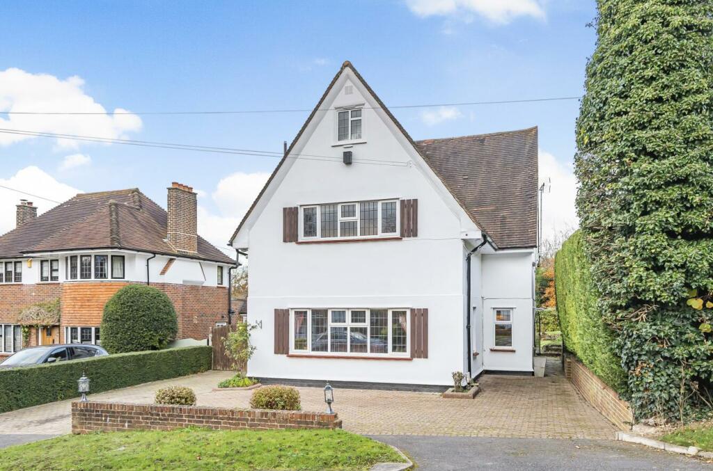 Additional property image - Stagbury Close, Chipstead