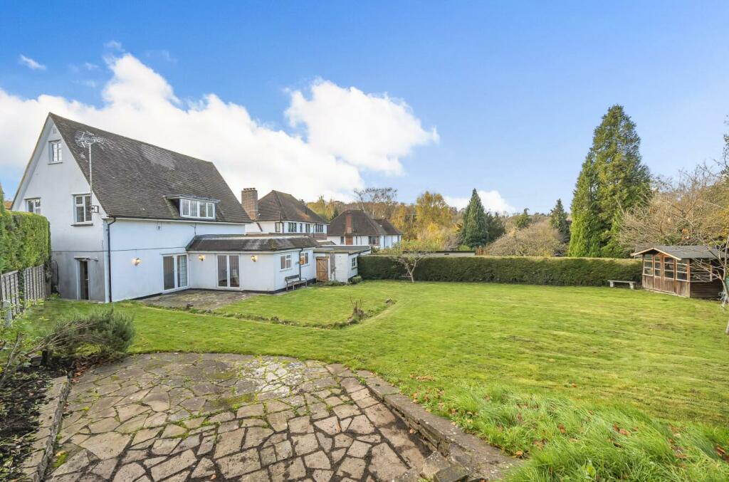 Additional property image - Stagbury Close, Chipstead