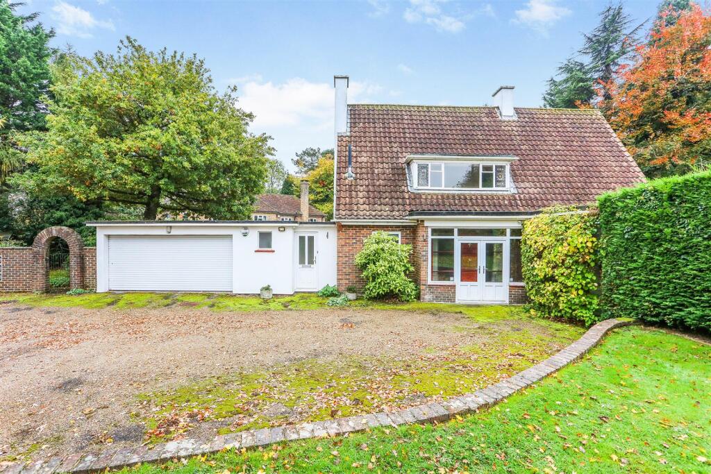 Main image of property: Coulsdon Lane, Chipstead, Coulsdon