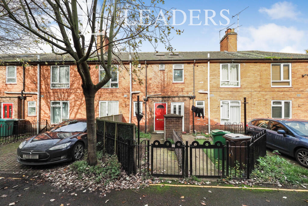 Main image of property: Shortwood Close, NG1