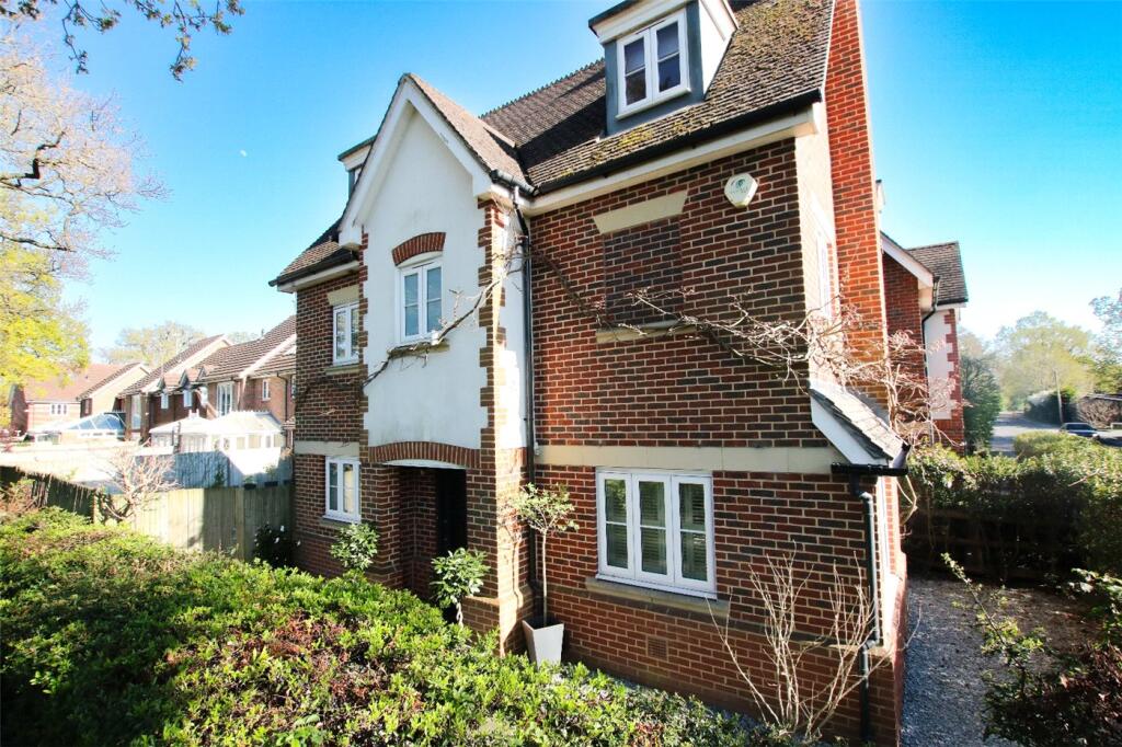 Main image of property: Keephatch Road, Wokingham, Berkshire, RG40