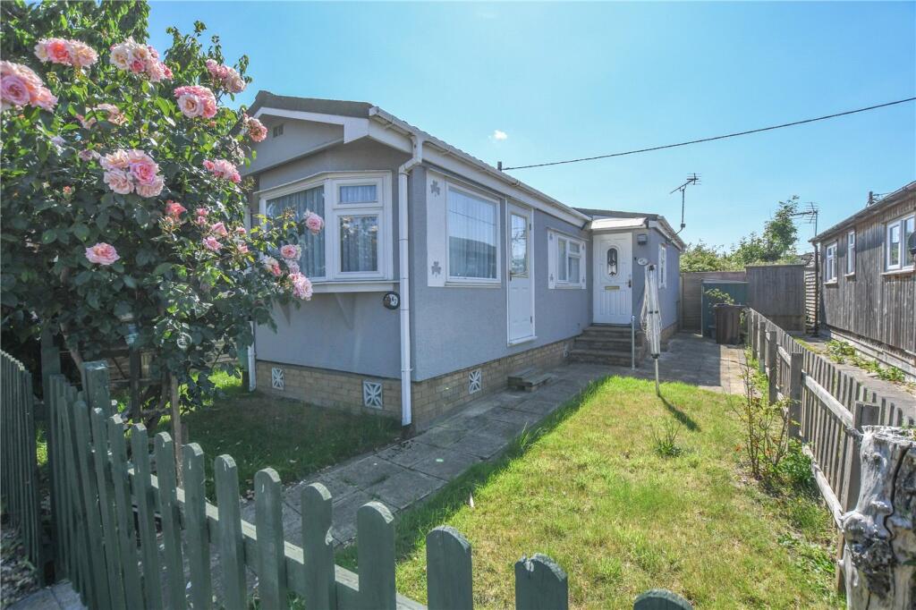 Main image of property: Grovelands Park, Winnersh, Wokingham, Berkshire, RG41