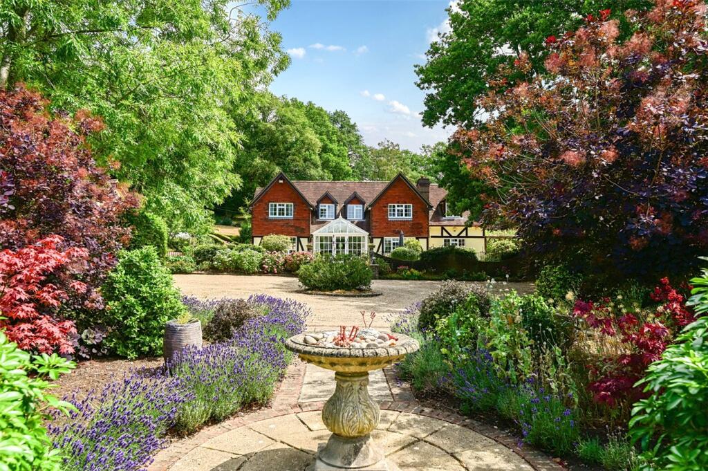 Main image of property: White Horse Lane, Finchampstead, Wokingham, Berkshire, RG40