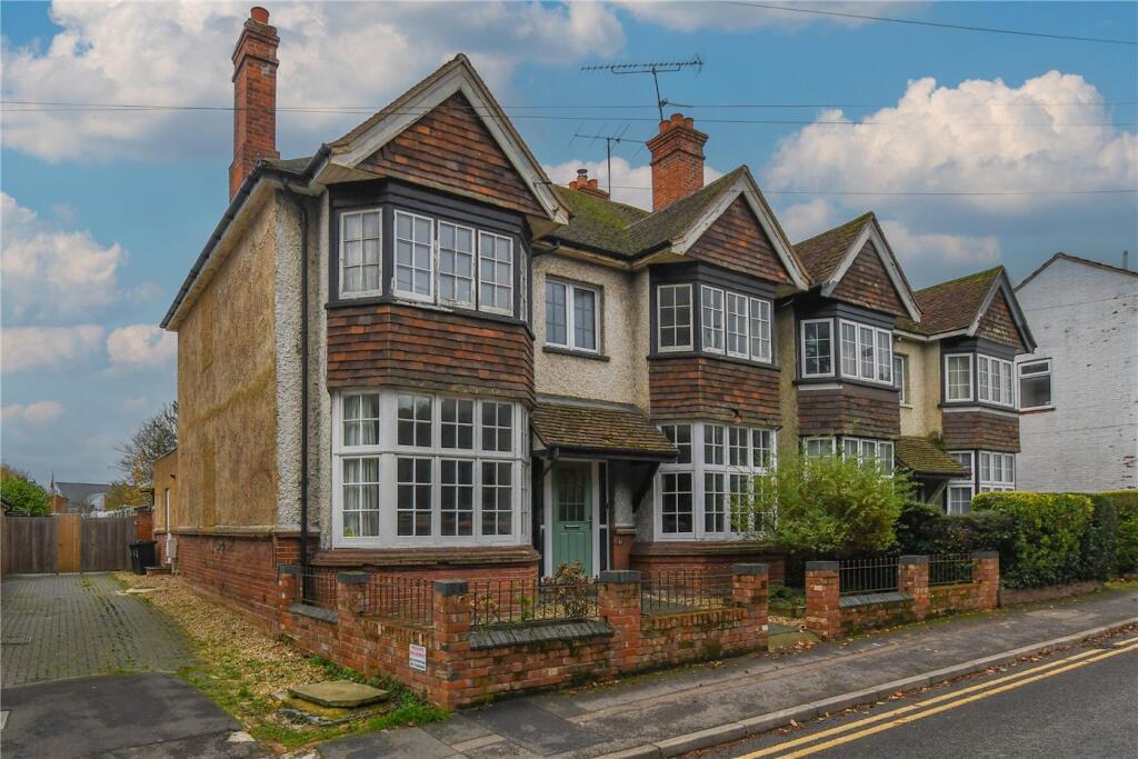 Main image of property: London Road, Wokingham, Berkshire, RG40