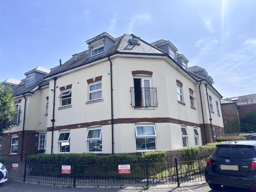 Main image of property: Brighton Road, Horsham