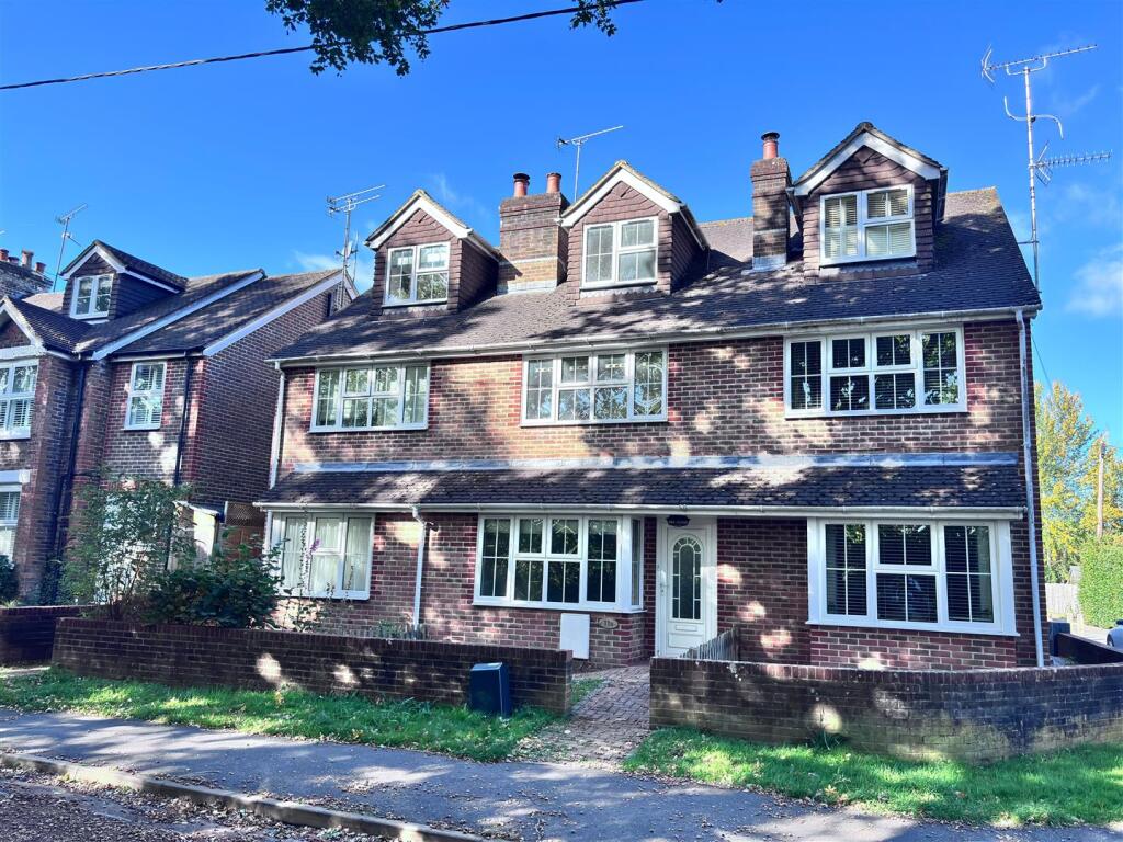 Main image of property: Hayes lane, Slinfold