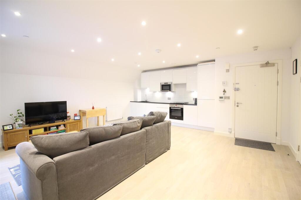 Main image of property: North Street, Horsham