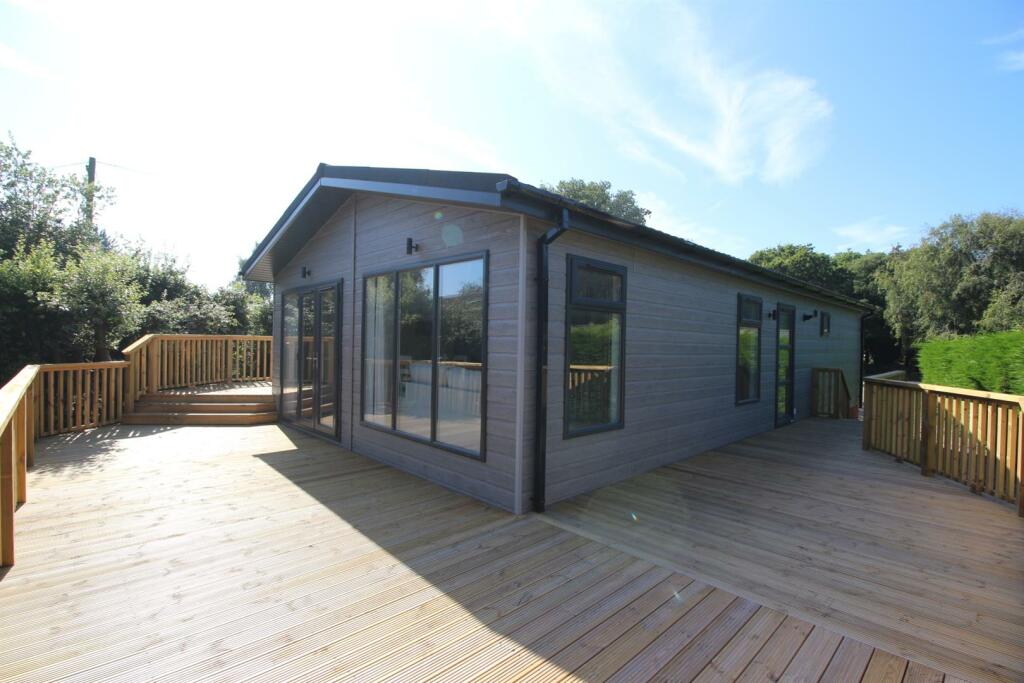 2 bedroom villa for sale in Cliff House Holiday Park, Dunwich, IP17
