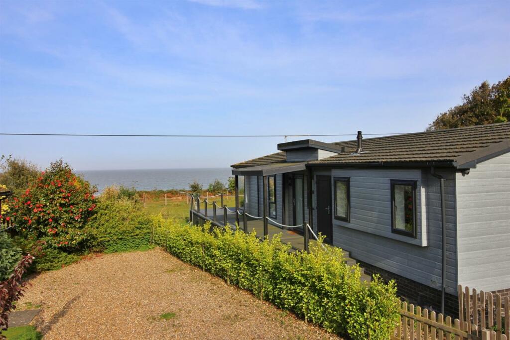 2 bedroom villa for sale in Minsmere Road, Dunwich, Saxmundham, IP17