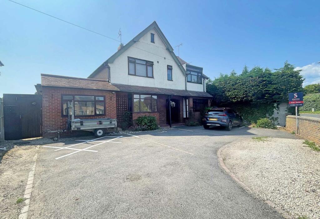 1 bedroom flat for sale in Mulberry Lane, Goring by Sea, BN12