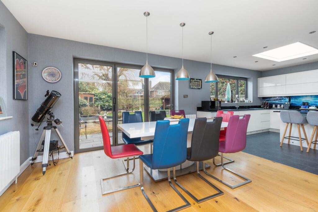 Additional property image - Sea Lane, Goring-By-Sea