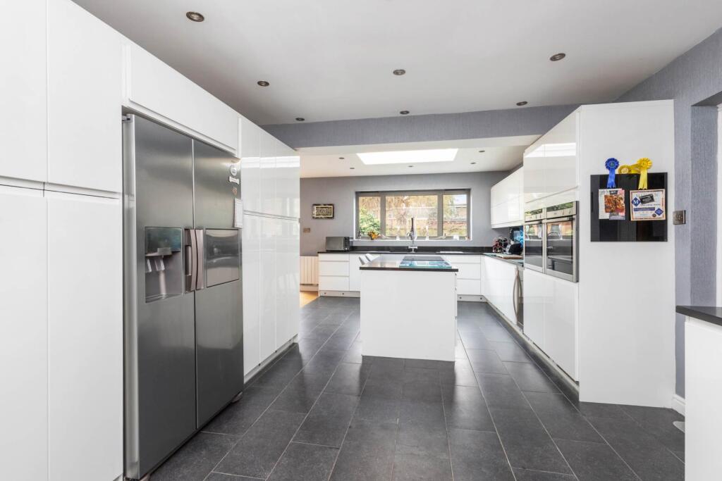 Additional property image - Sea Lane, Goring-By-Sea