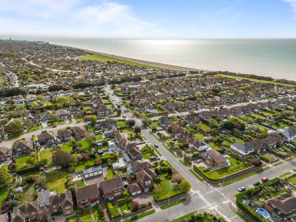Additional image 28 of Amberley Drive, Goring-By-Sea