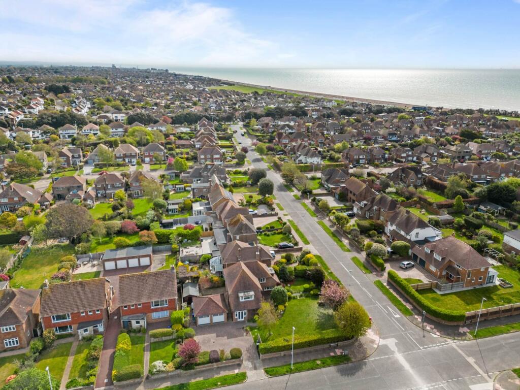 Additional image 29 of Amberley Drive, Goring-By-Sea