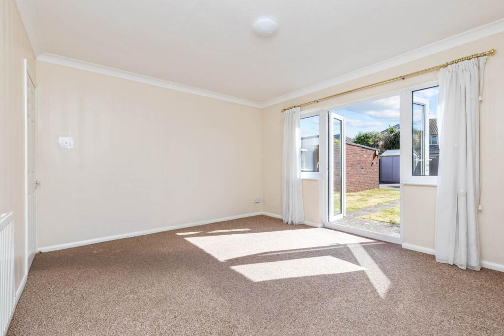 Additional image 16 of Nutley Crescent, Goring-By-Sea