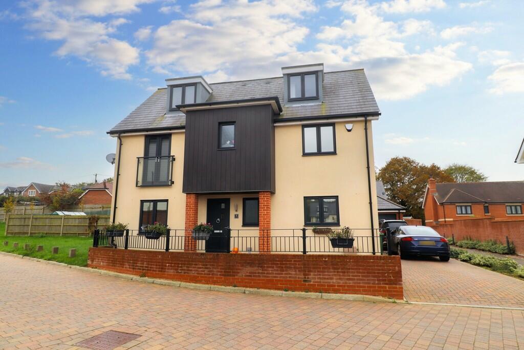 Main image of property: Claypit Copse, Southampton